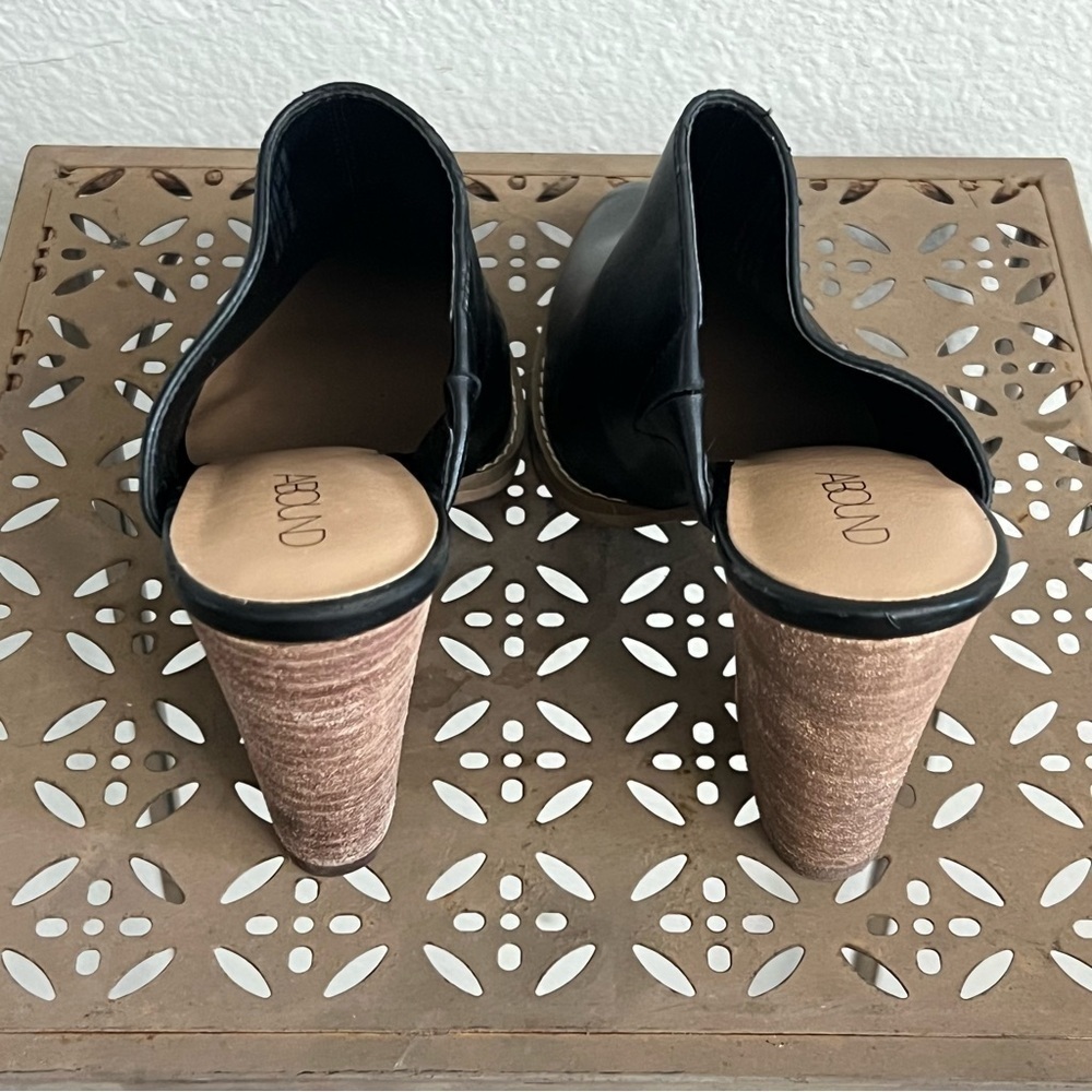ABOUND Maya Block Heel Mules Women's Pointed Black FAUX-LEATHER Size 5 M - Picture 3 of 6